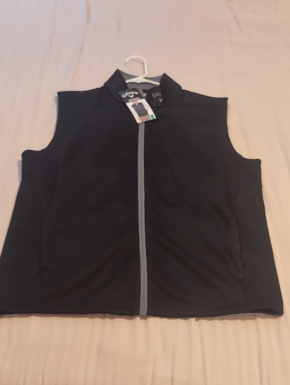 Callaway Black Sleeveless Golf Vest with Center Zip